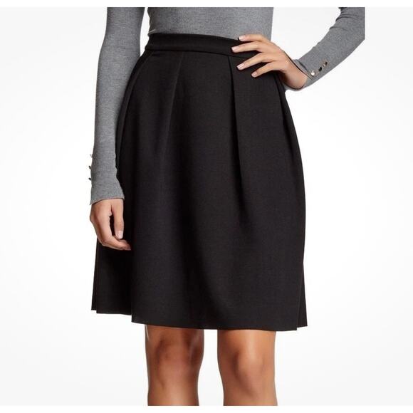 NWOT Dantelle Casual Ponte Pleated Skirt - Picture 1 of 6